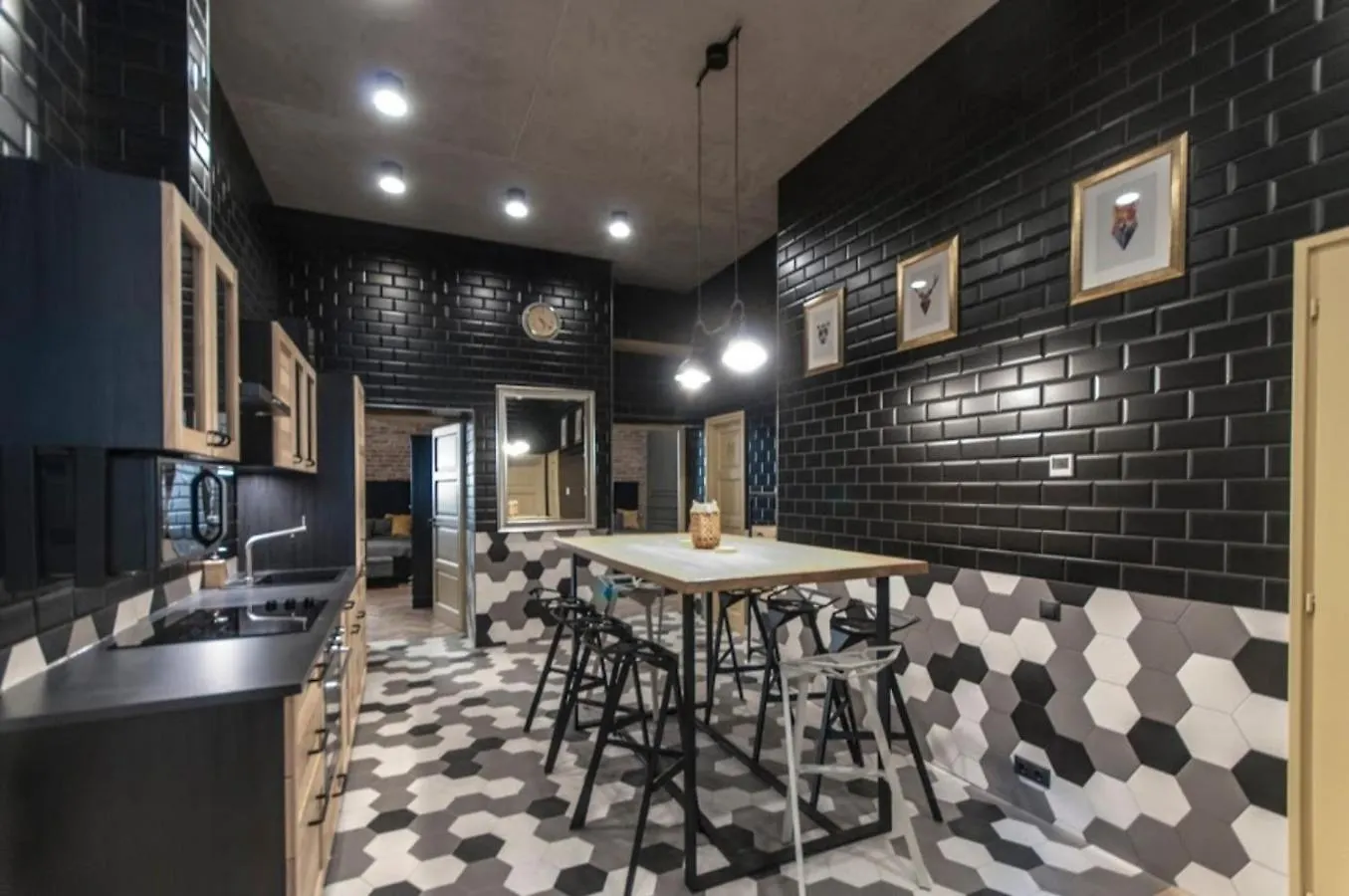 Geometric Luxury Apartment In The Center With 3Br Budapest